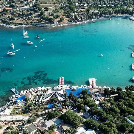 شقة Izmir Cesmede Yazlik Kislik Daire *
