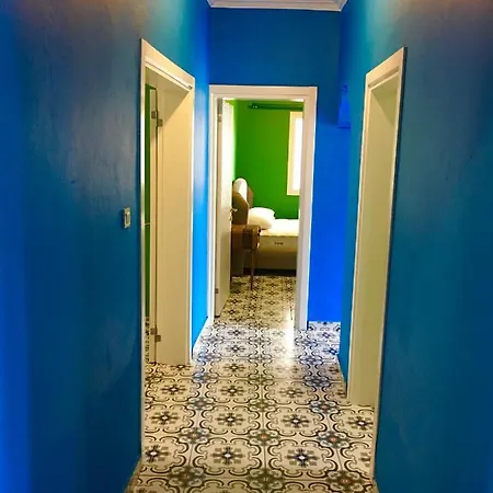 Izmir Cesmede Yazlik Kislik Daire * Çeşme